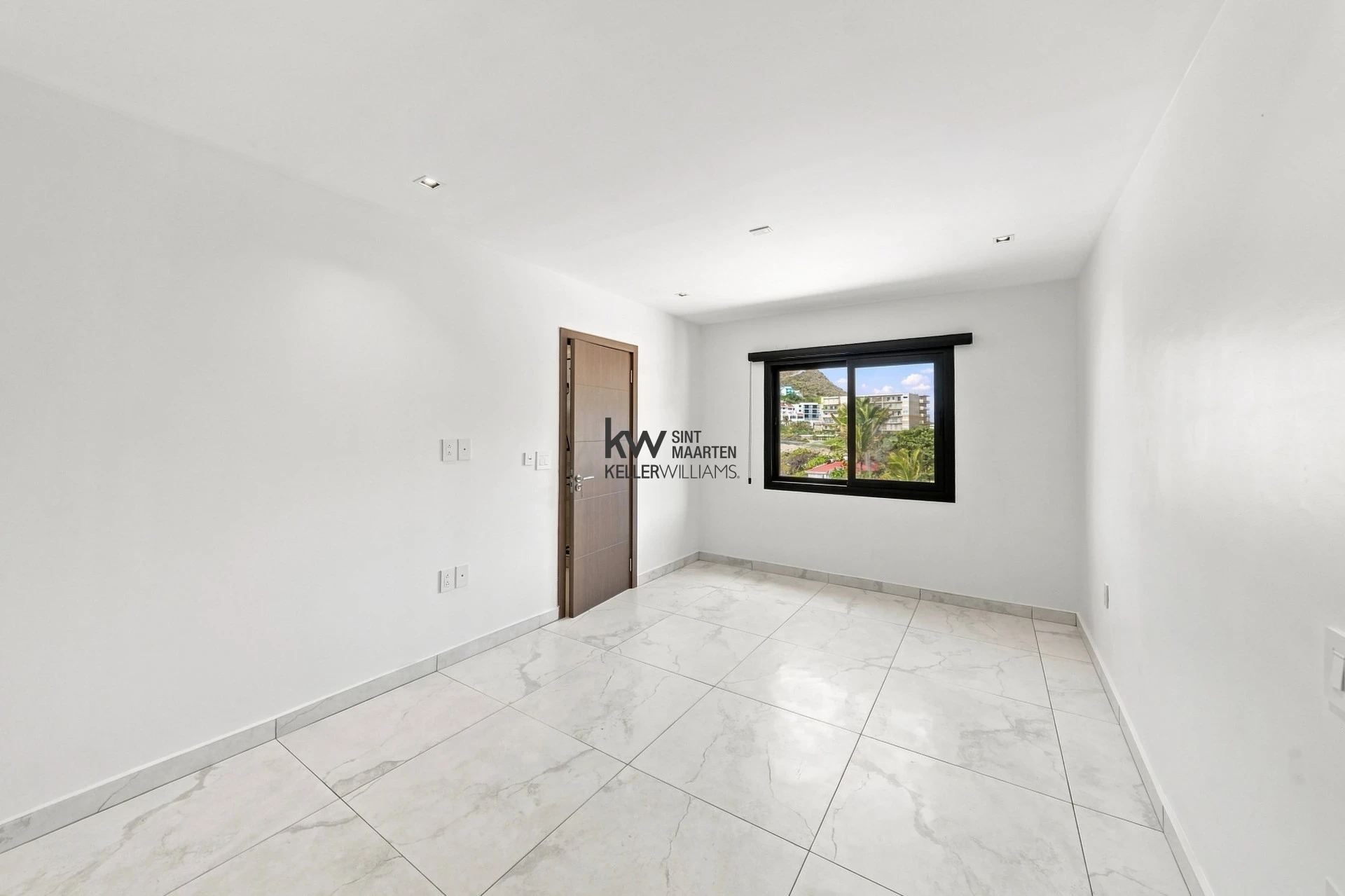 Apartment in Point Blanche