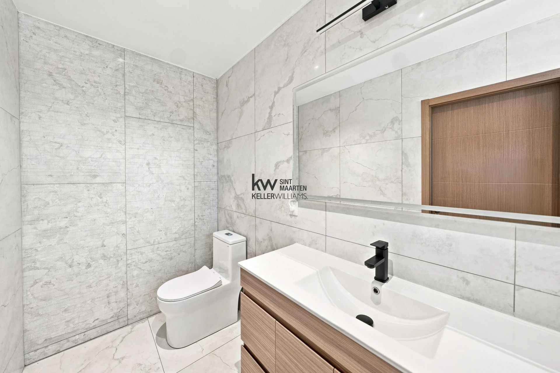 Apartment in Point Blanche