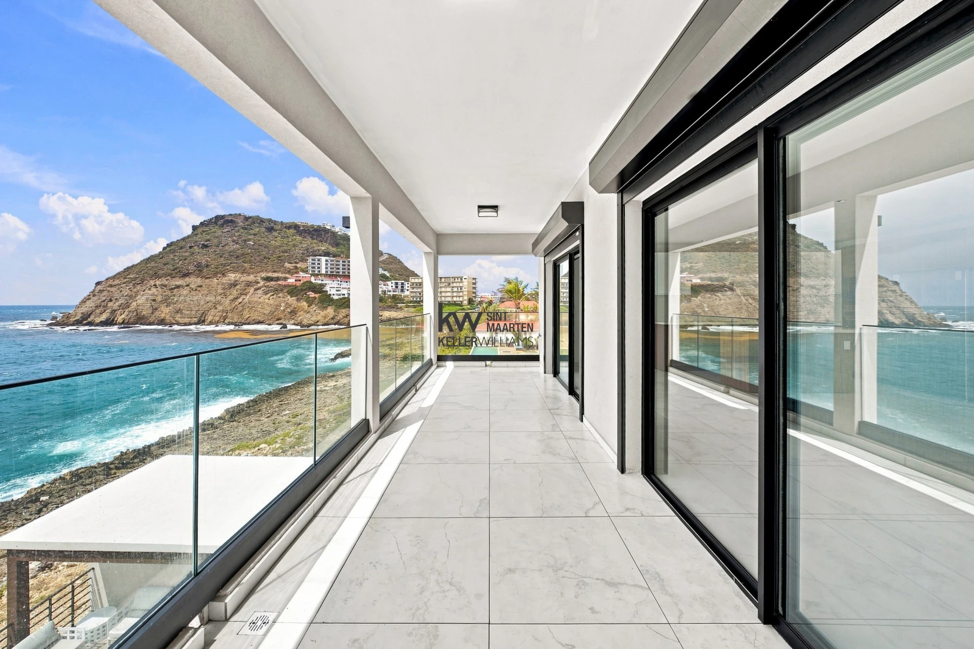 Apartment in Point Blanche