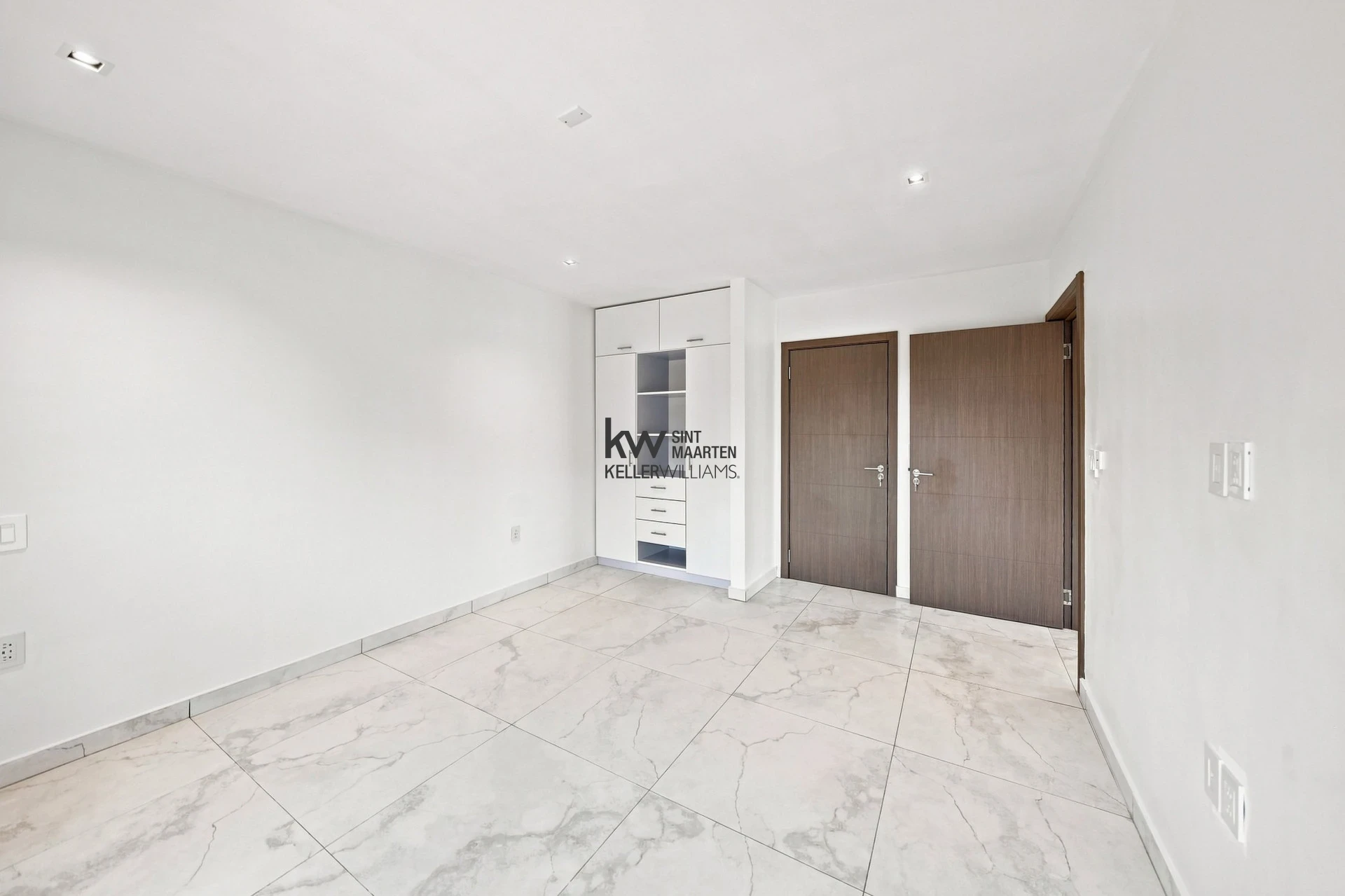 Apartment in Point Blanche