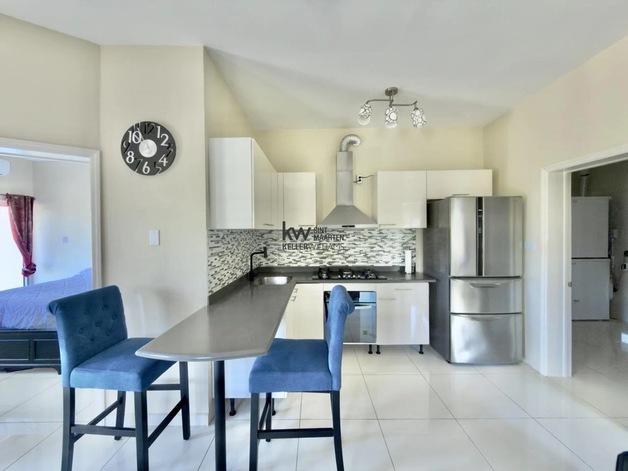 Apartment in Oyster Pond